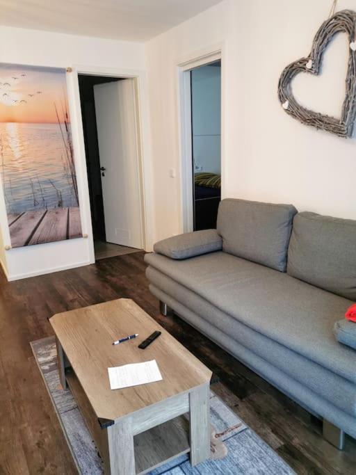 Wohnen Direkt Am Uferpark Mit Grossem Balkon Und Seeblick 腓特烈港 外观 照片