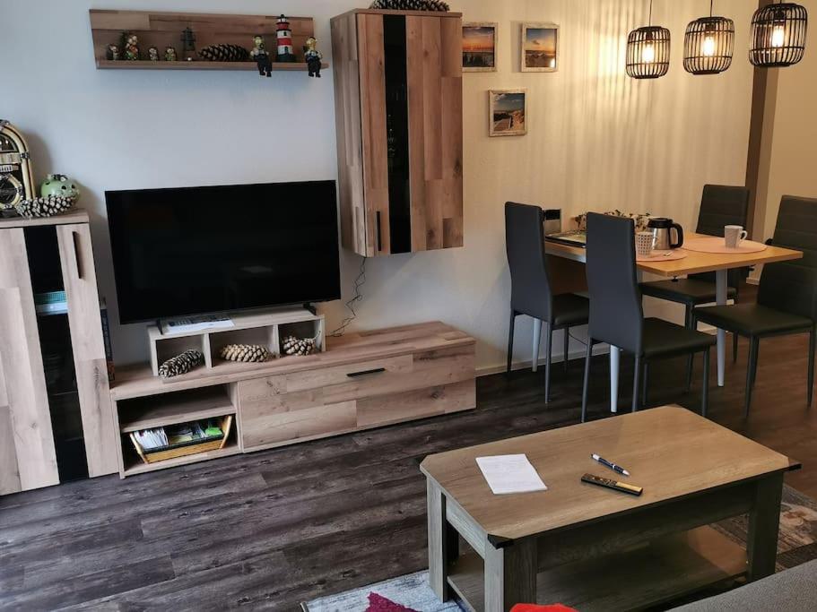 Wohnen Direkt Am Uferpark Mit Grossem Balkon Und Seeblick 腓特烈港 外观 照片
